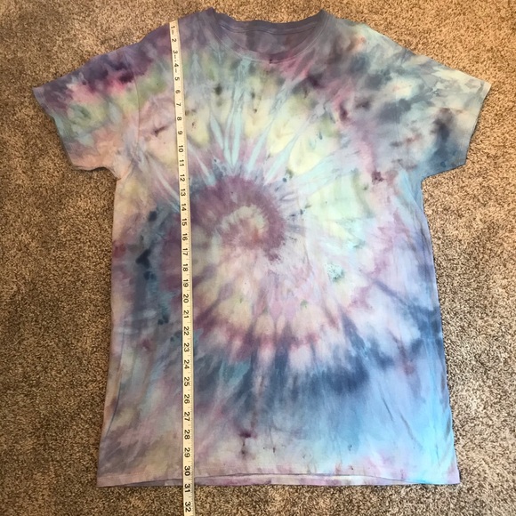 Custom Tie Dye Tshirt Unisex Size Large - Picture 6 of 10